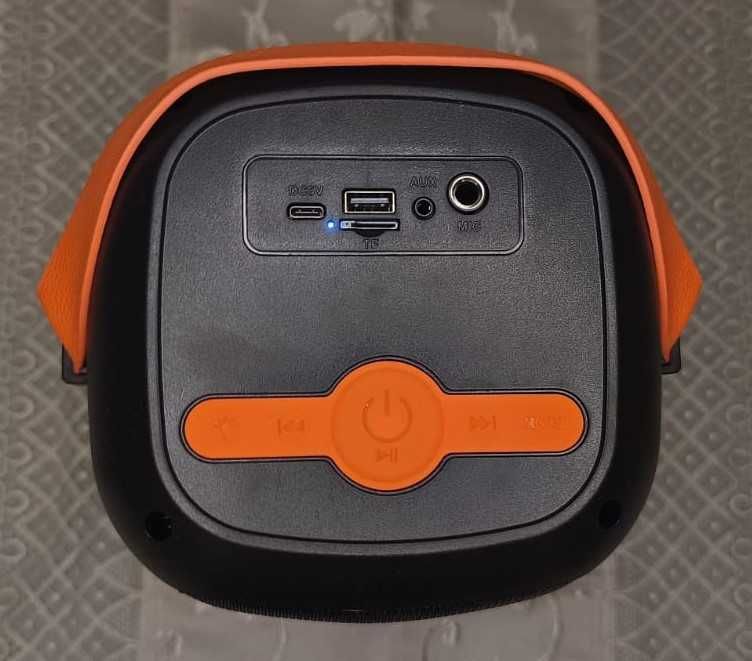 Głośnik karaoke HYKKER z mikrofonem, Bluetooth, LED RGB