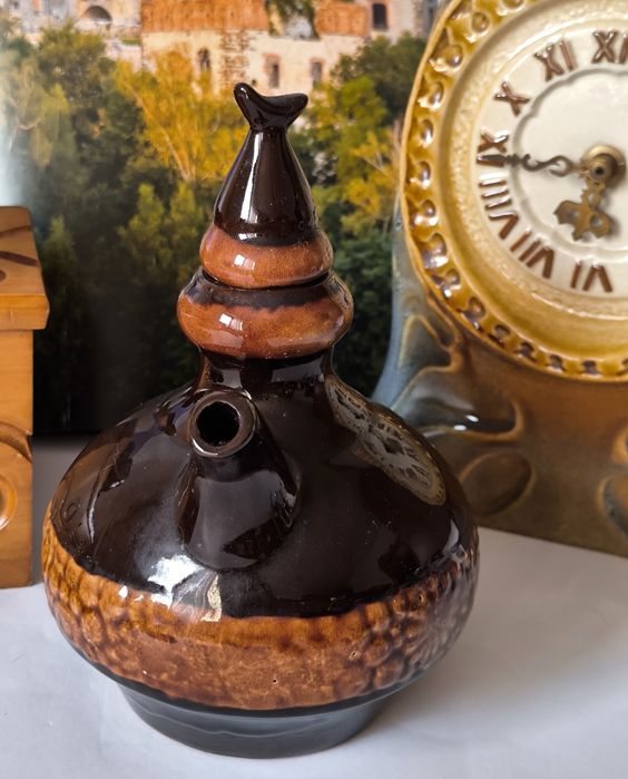 Lajkonik Cepelia karafka z kieliszkami piękna stara ceramika naklejka
