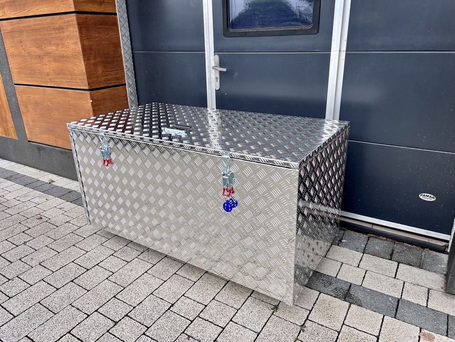 Skrzynia Narzędziowa Aluminiowa z Ryflami