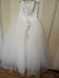 Платье свадебное размер 44-46