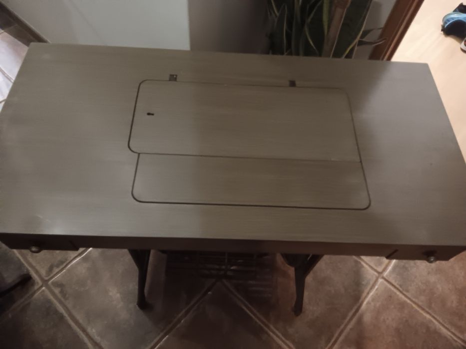 Máquina de costura singer antiga