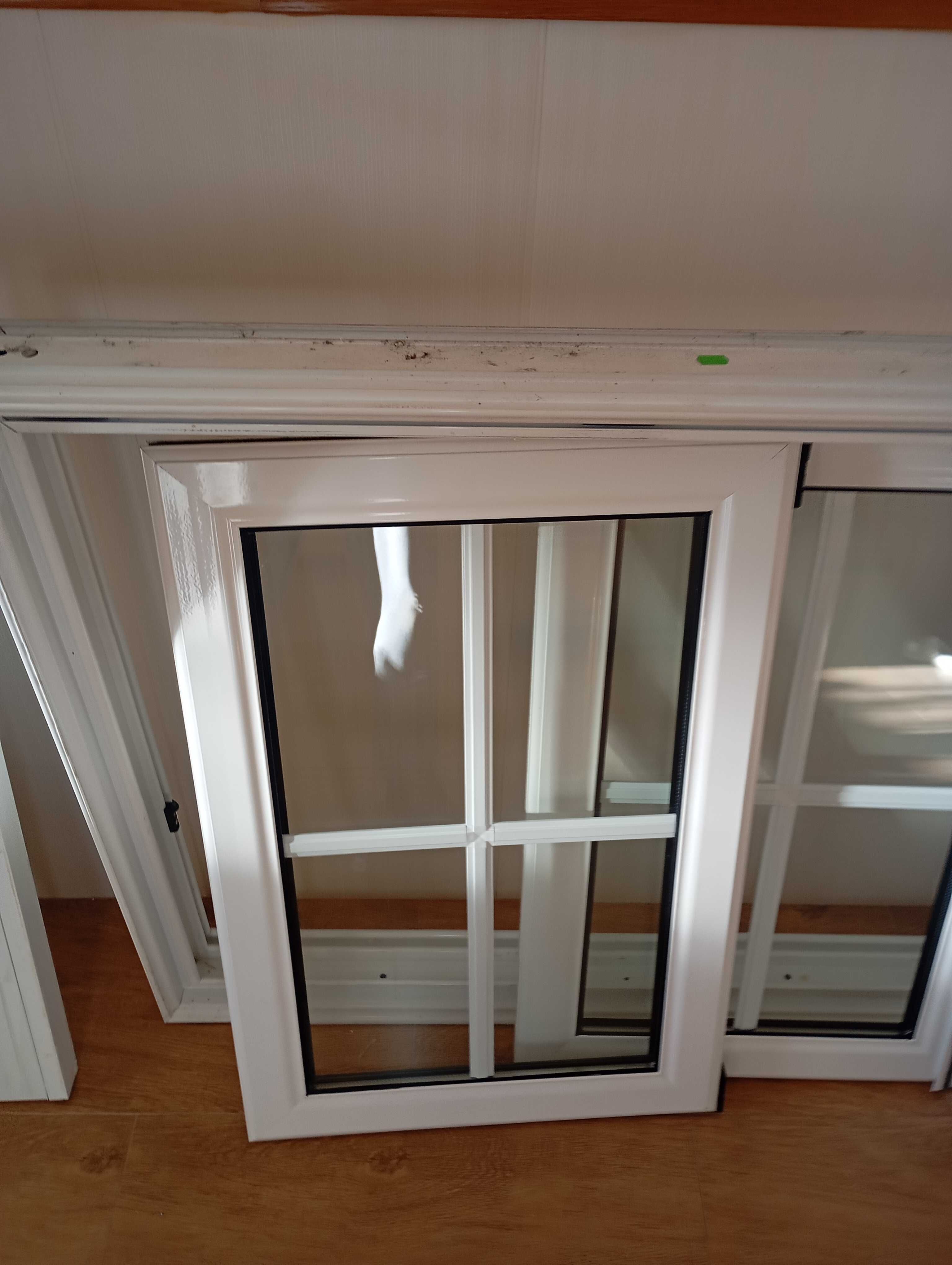 Janela de aluminio