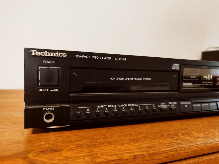 WYPRZEDAŻ!UNIKAT  Odtwarzacz CD Technics SL pj 44, pcm 54 hp