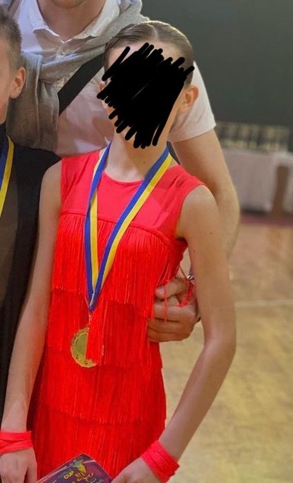 Бальне плаття латина