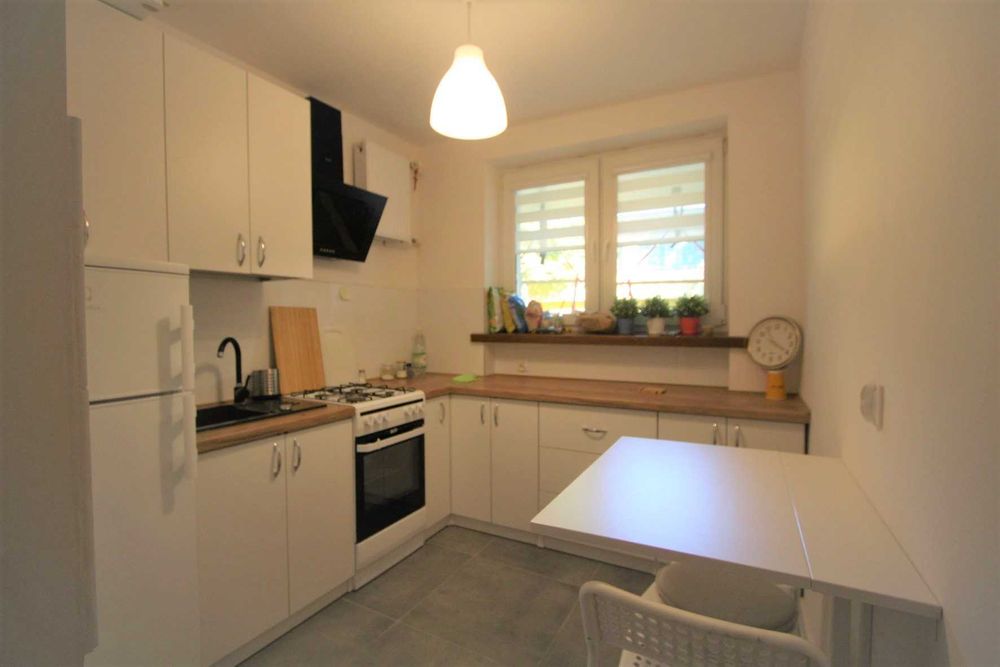 Kawalerka 28m2 na ul. Orzeszkowej, Śródmieście, balkon, parking.