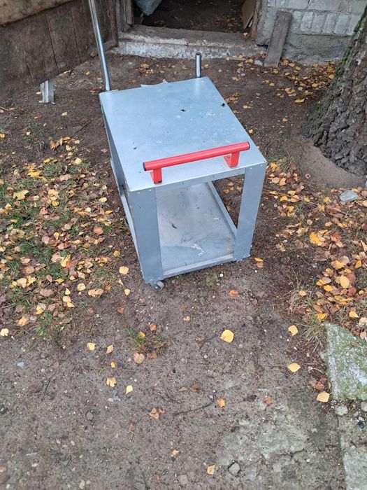Wózek na spawarke