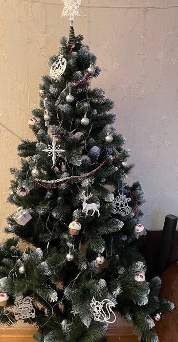 Штучна Ялинка 2.2м