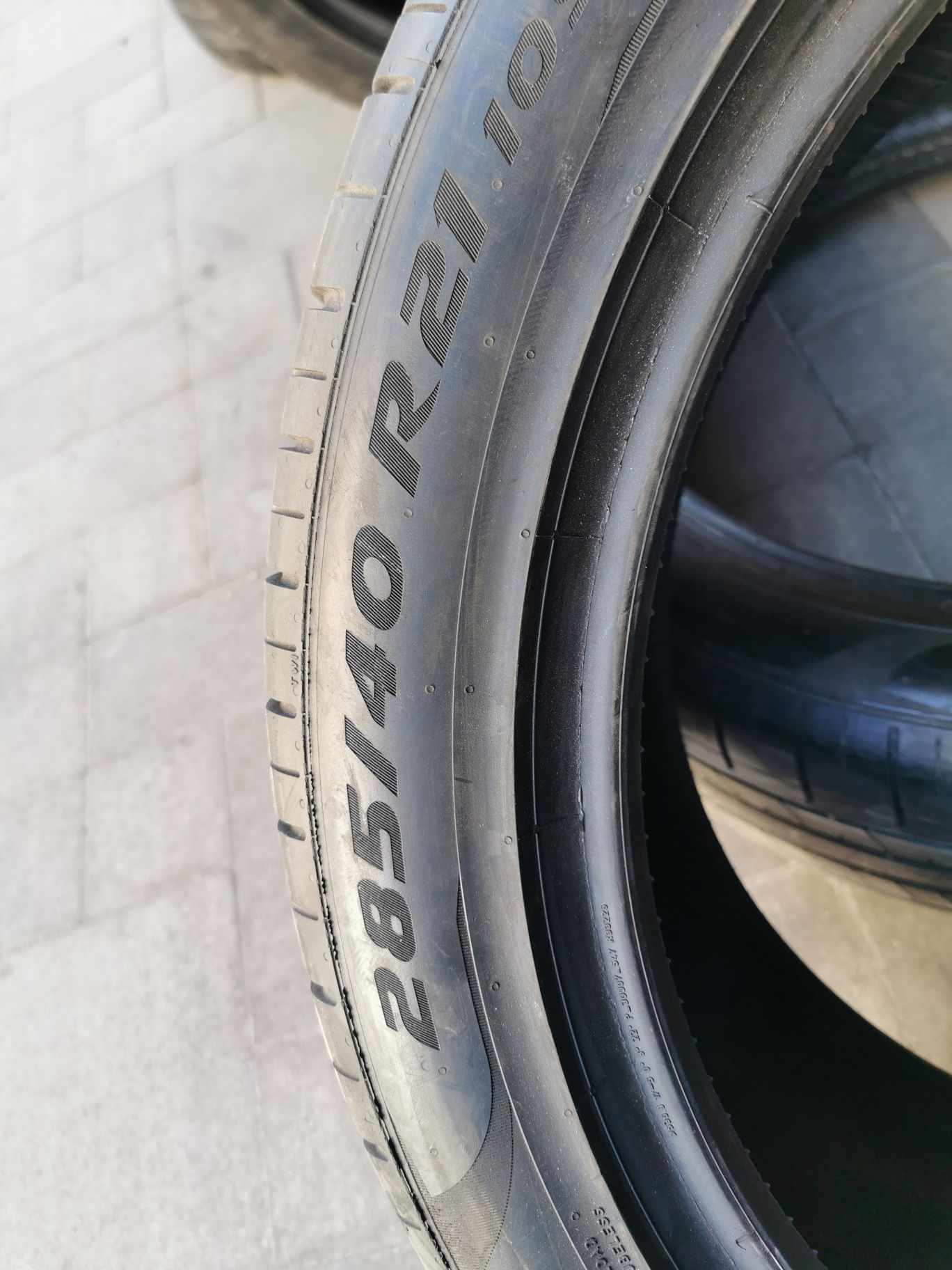 Летняя резина 285/40 R21 Pirelli Pzero