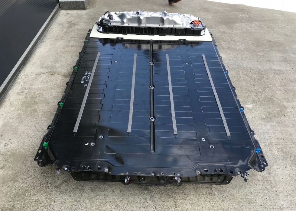Продам батареї/батарею/секції на Tesla 3/Y/X/S