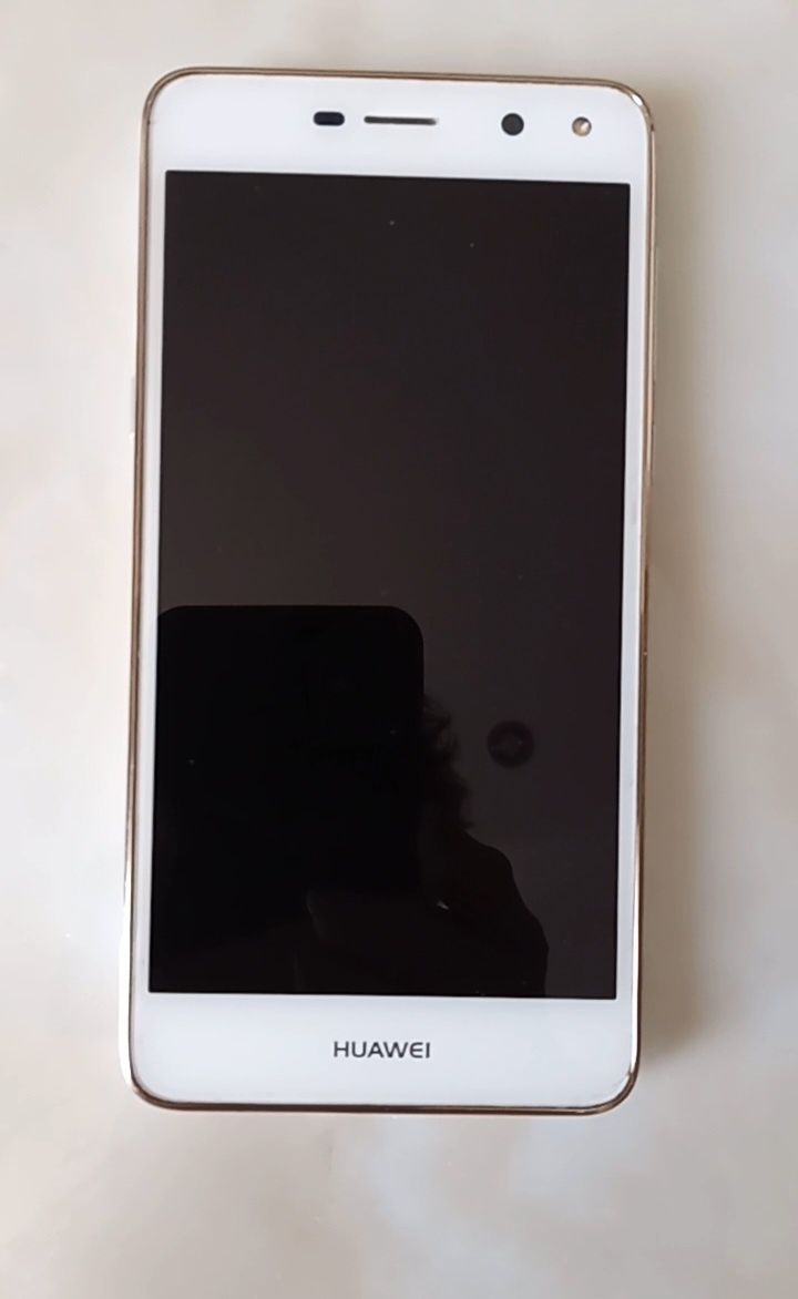 Телефон Huawei MYA- L11  андроїд