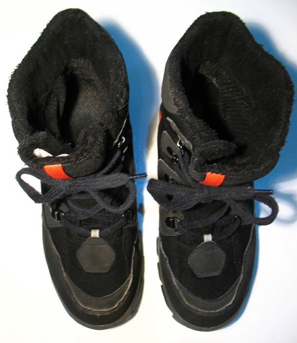 Buty jesienno-zimowe, trekkingowe Quechua - Decathlon. Rozmiar 34.