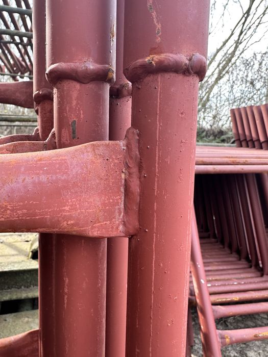 Rusztowanie warszawskieg solidne, Grube, Malowane Najtaniej w okolicy