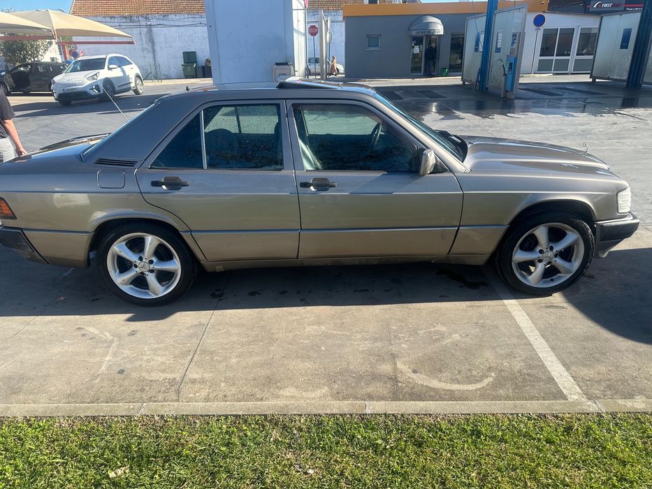 Mercedez 190 2.5