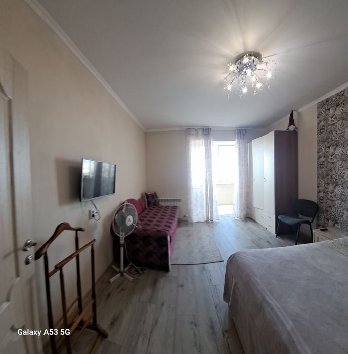 Київська. Замостя. Набережний Квартал  подобово погодинно