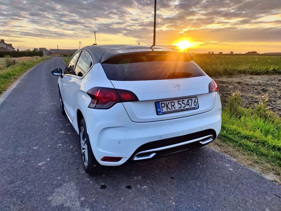 Citroën DS4 CITROËN DS4 So Chic MCP 1.6 e-HDI 112KM 82KW