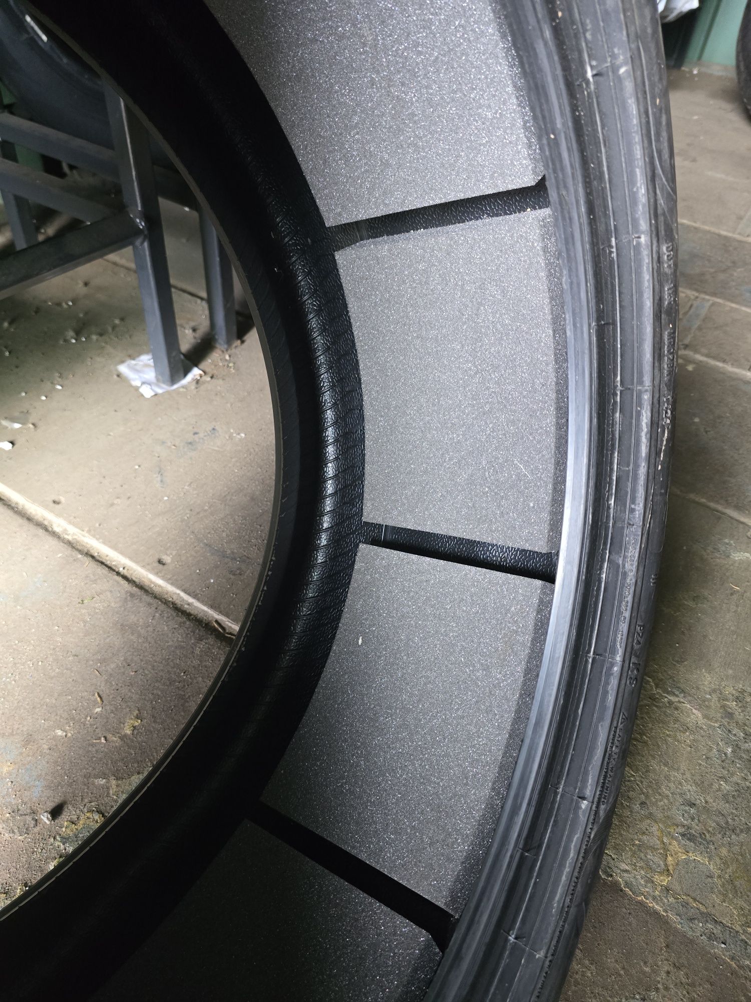 315 35 R 21. 111Y  Pirelli P ZERO Nowe opony Run flat