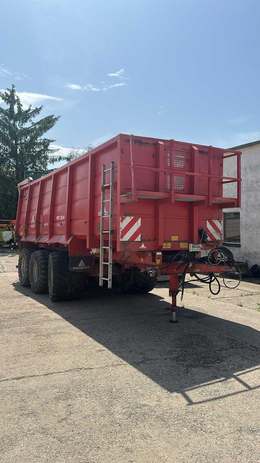 przyczepa do przewozu slomy  nie annaburger