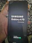 Sprzedam Tanio Samsunga A70
