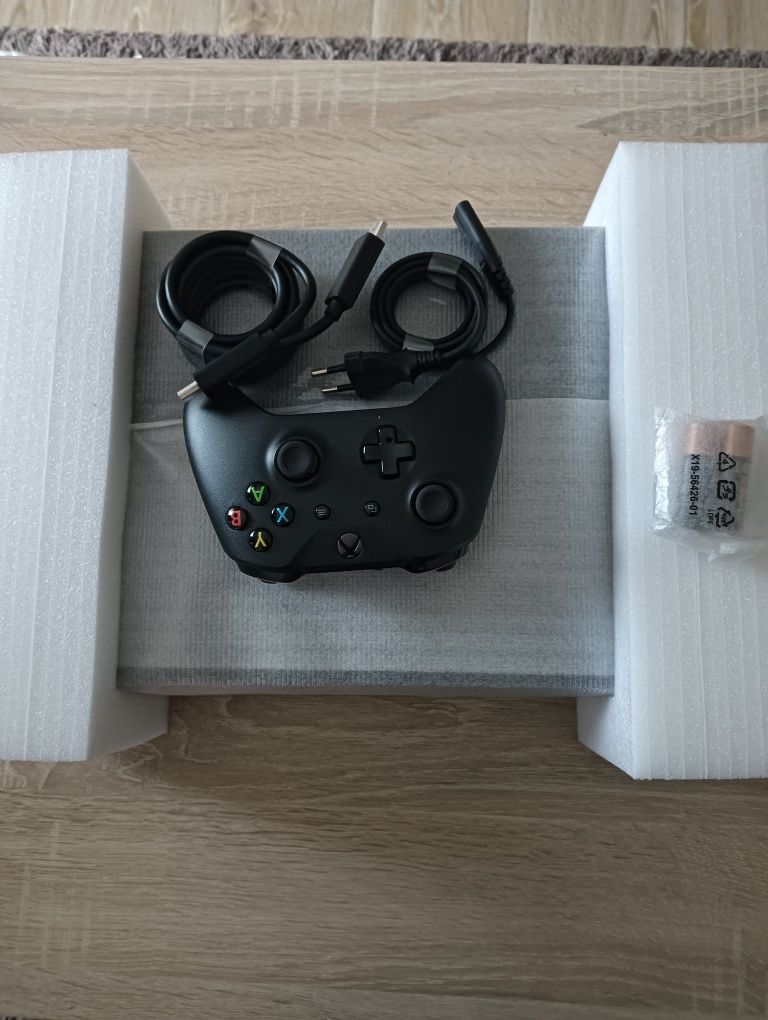 Konsola Xbox One X