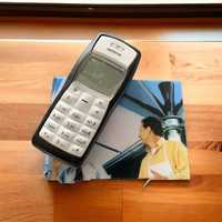 Знаменитый Nokia 1100 бабушкафон с фонариком и чер-бел экраном телефон