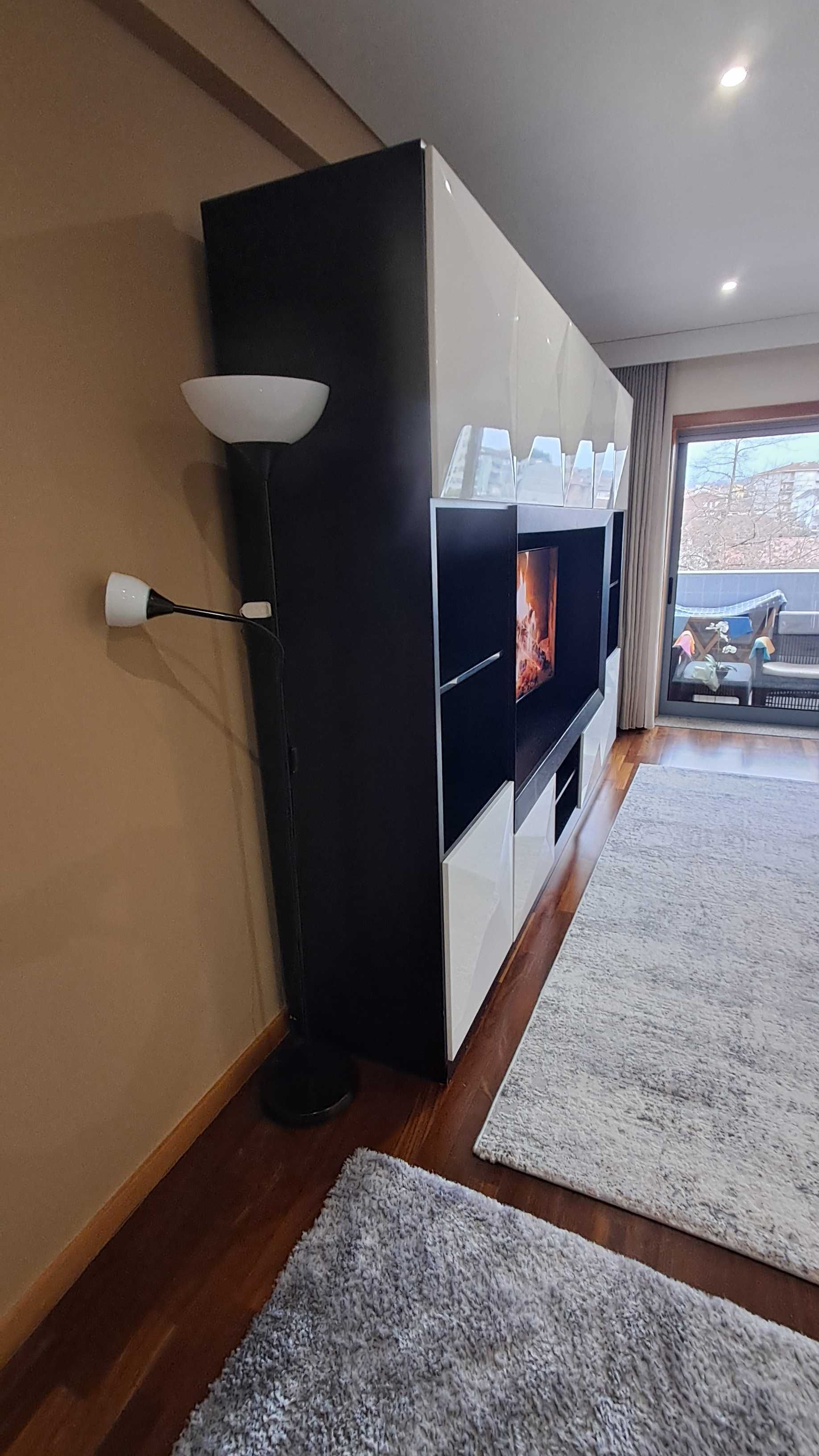 Movel TV em MDF Lacado a Branco e Preto