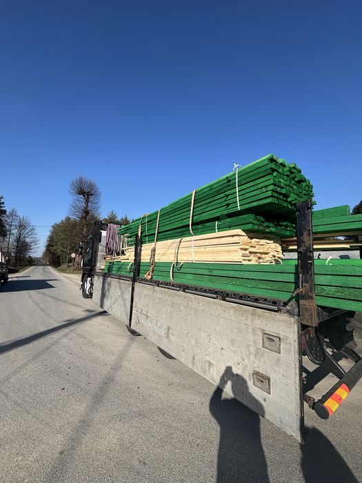 Wiezba dachowa/Drewno budowlane/Deski szalunkowe