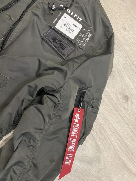 Бомбер куртка alpha industries ma-1 cwu-45