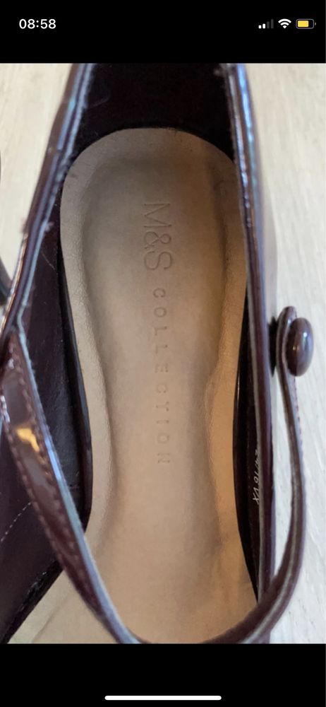 Buty na obcasie m&s collection