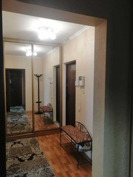 Однокімнатна квартира Драгоманова 1-г