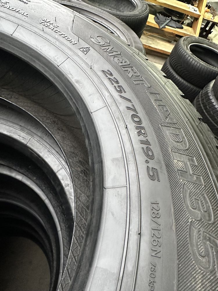 225/70/19,5 Hankook Smart Flex DH35