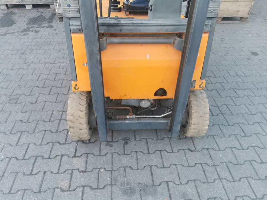 Still r50-15 wózek widłowy triplex sadowniczy