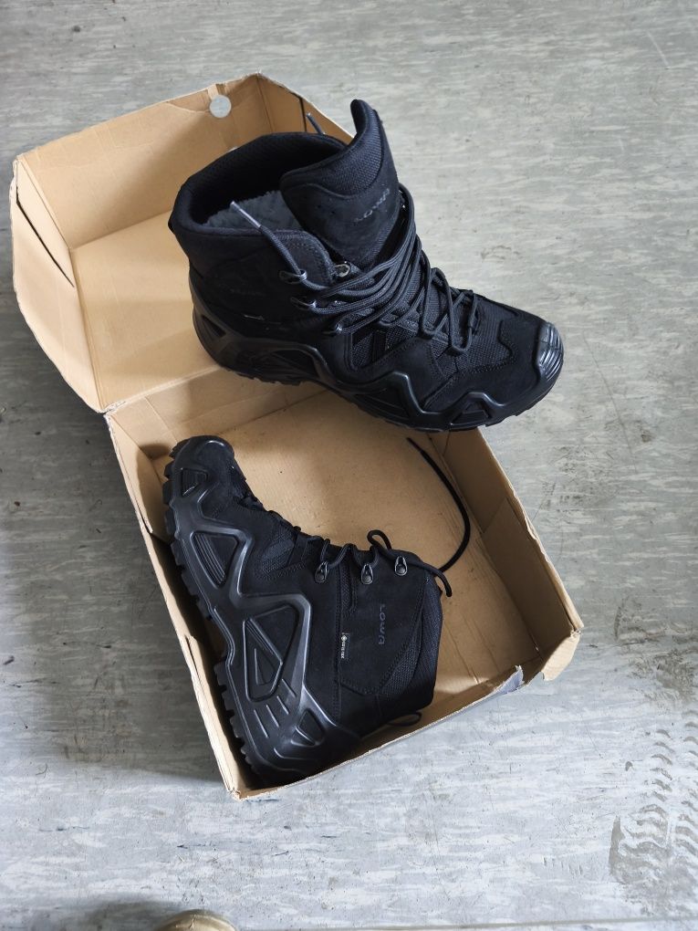 Тактичні черевики Lowa Zephyr MK2 Gore-Tex® MID TF. Чорний