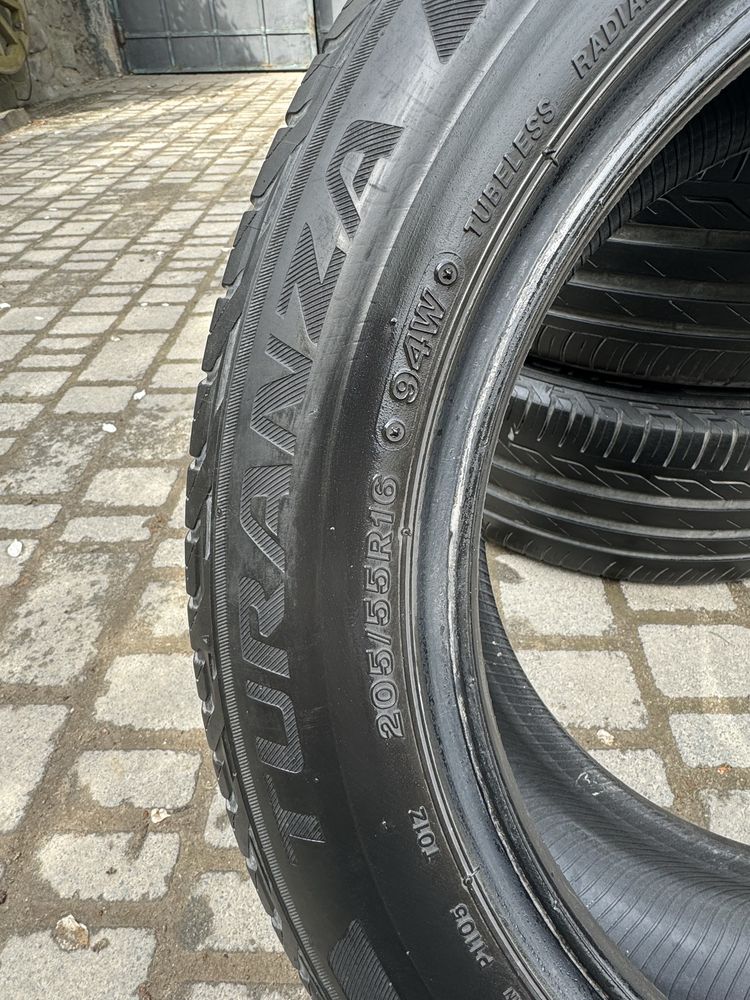 Гума літня резина R16 Bridgestone Turanza T001 205/55 91W