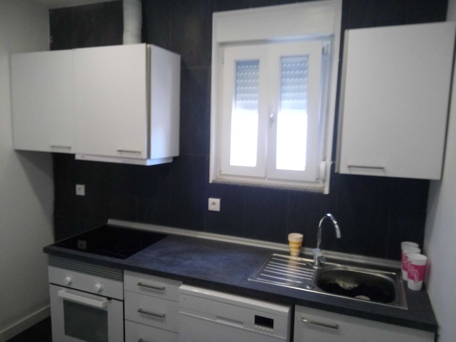 Casa mobilada para arrendar no Centro do Porto (T2)