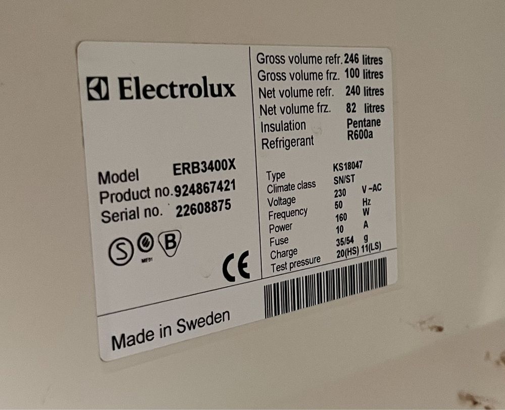 Запчастини для холодильника Electrolux ERB3400X