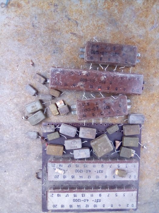 Продам  ,конденсатори ,   линии задержки