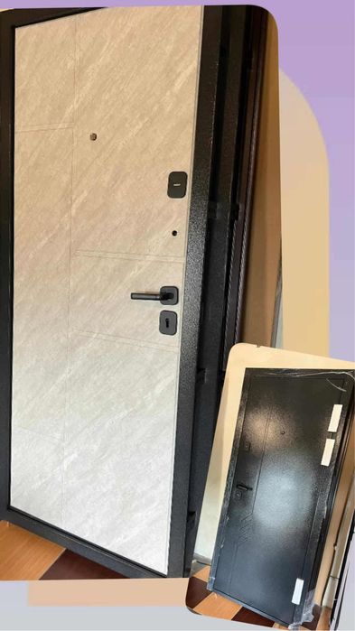 Вхідні вуличні двері