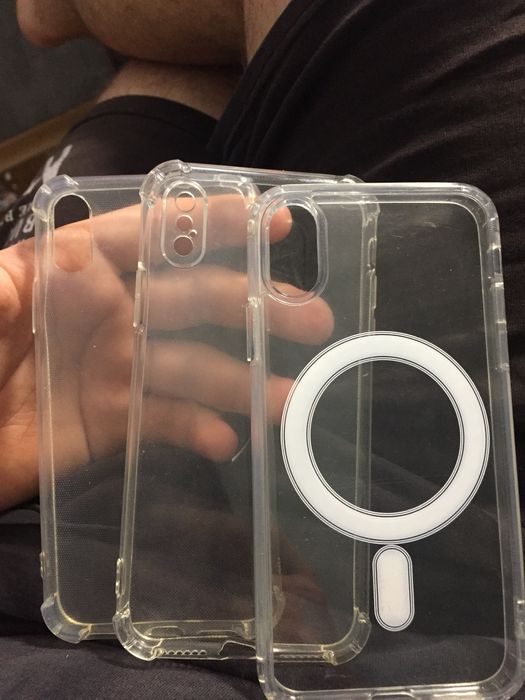 Продам чехлы на iPhone X/Xs