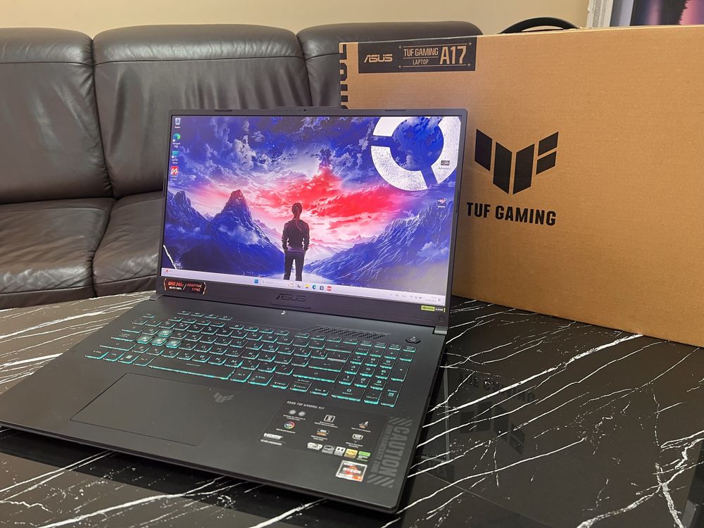 Игровой Asus Tuf 17.3 QHD240hz Rtx 4060 ddr5-16 ryzen7-7735hs ssd 512