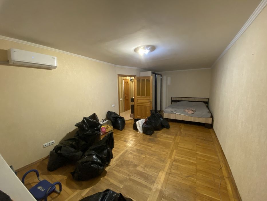 Центр малий ринок велика квартира без комісії