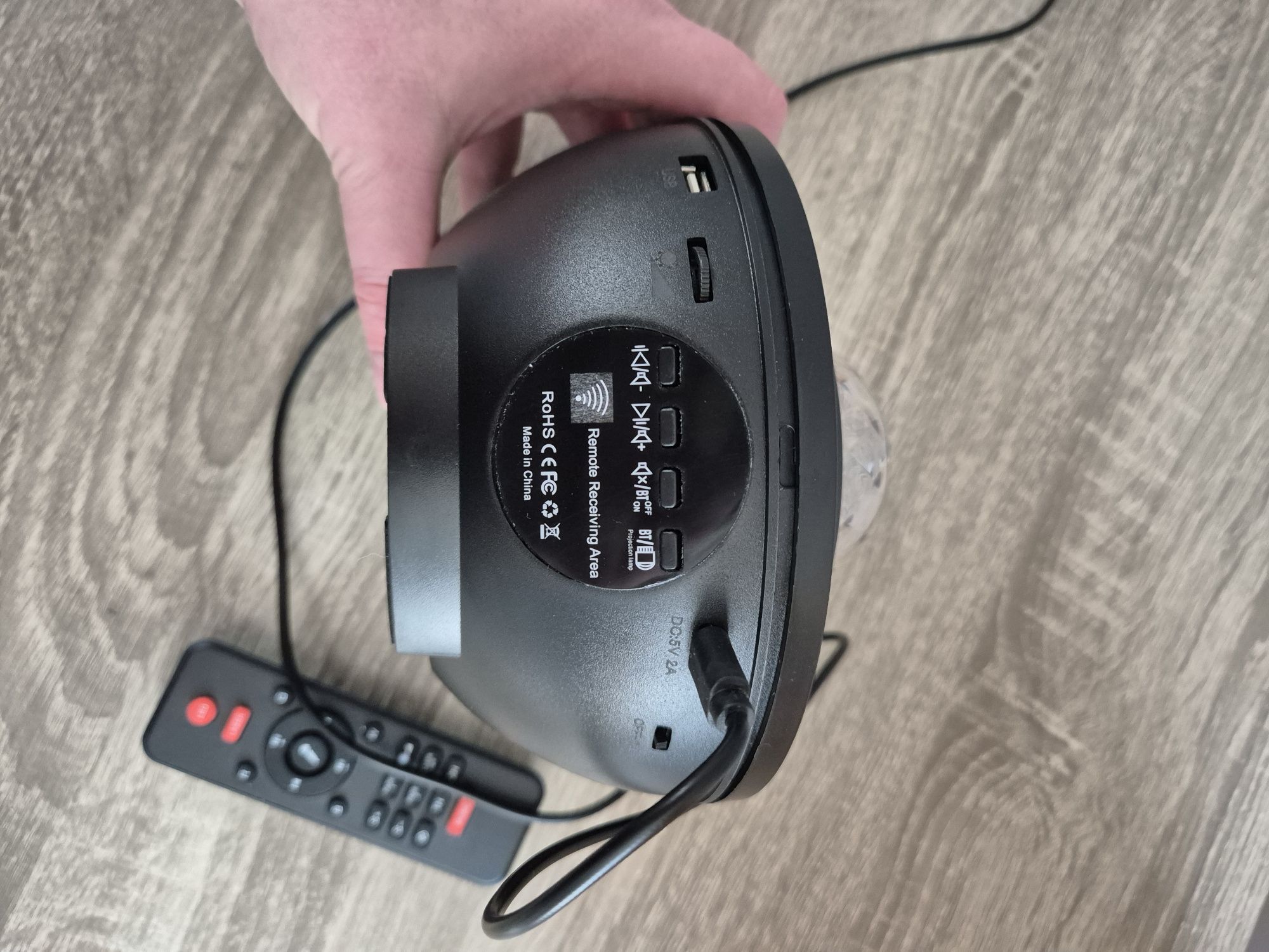 Głośnik bluetooth rzutnik projektor gwiazd + pilot