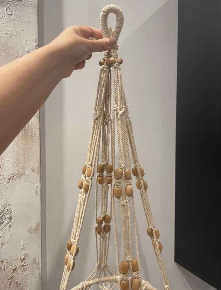 Suporte para vaso em macrame