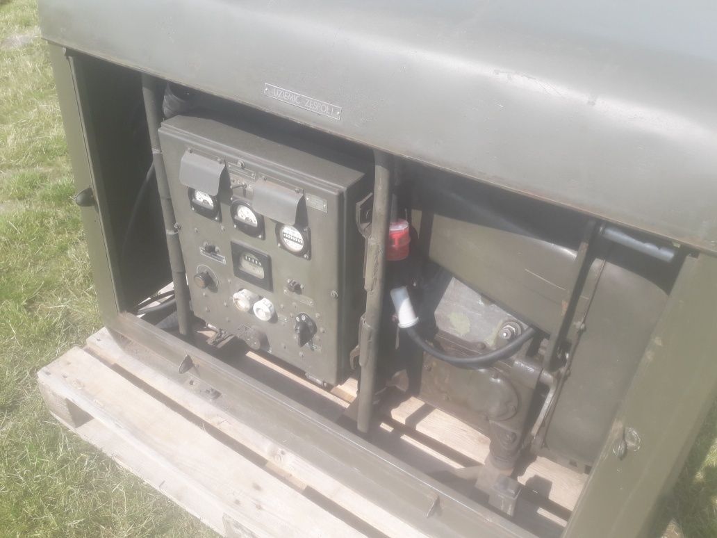 Agregat Generator Prądotwórczy Wojskowy PAB 4 230V