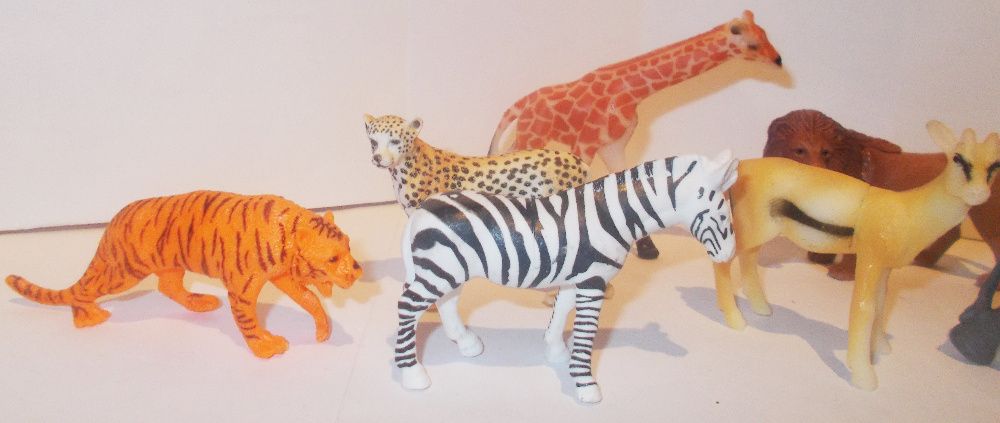 Dzikie zwierzęta tygrys żyrafa lew figurki Jungle Animals Zestaw 8 szt