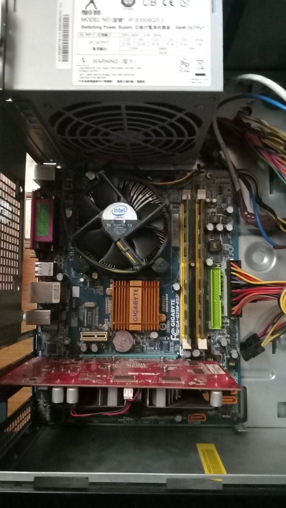 Komputer dell 4gb ram grafika asus radeon