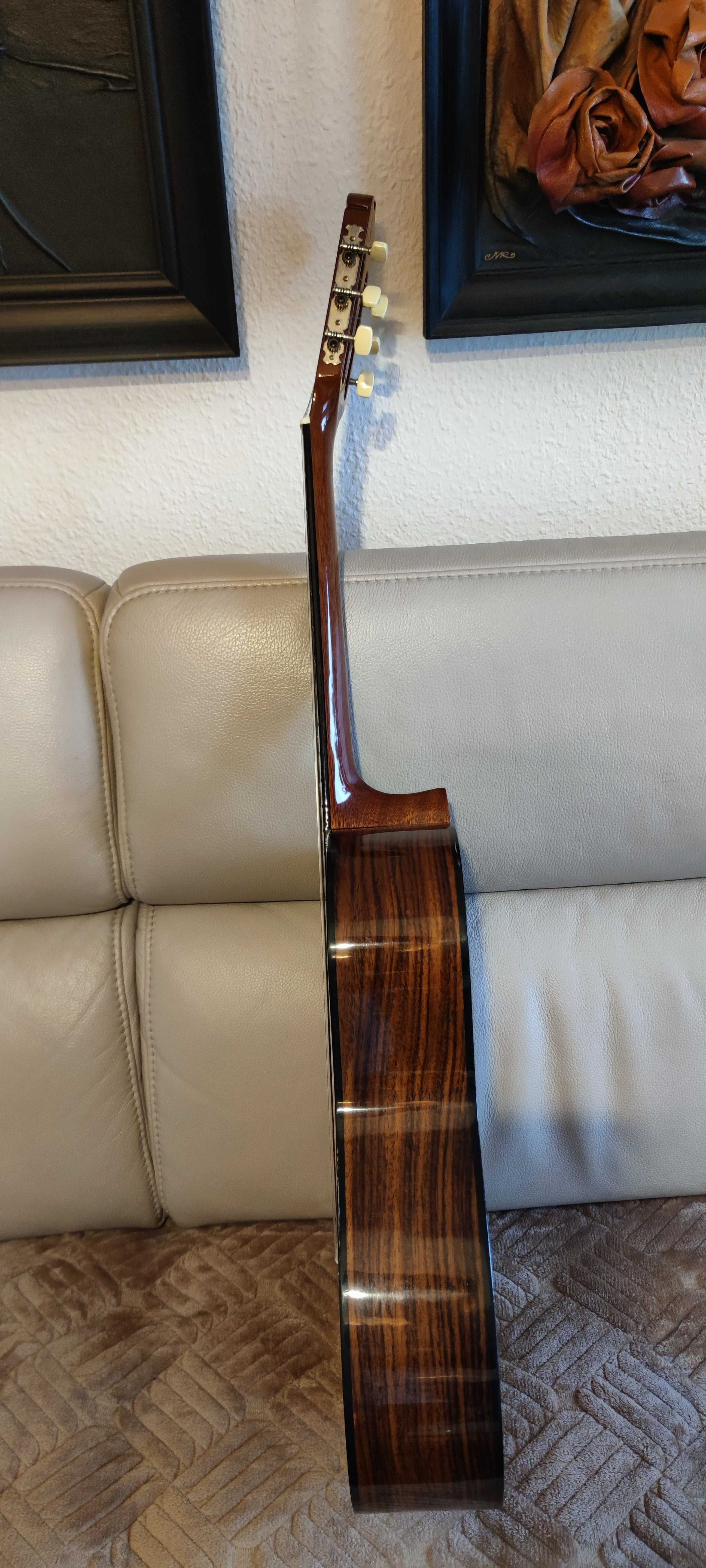 Guitarra Clássica Hondo ll 330A
