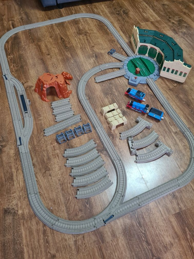 Trackmaster tomek zajezdnia