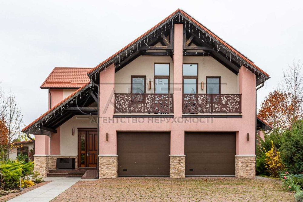 Оренда будинку з виходом до річки в КМ Світанок 2 село Плюти 380 м2