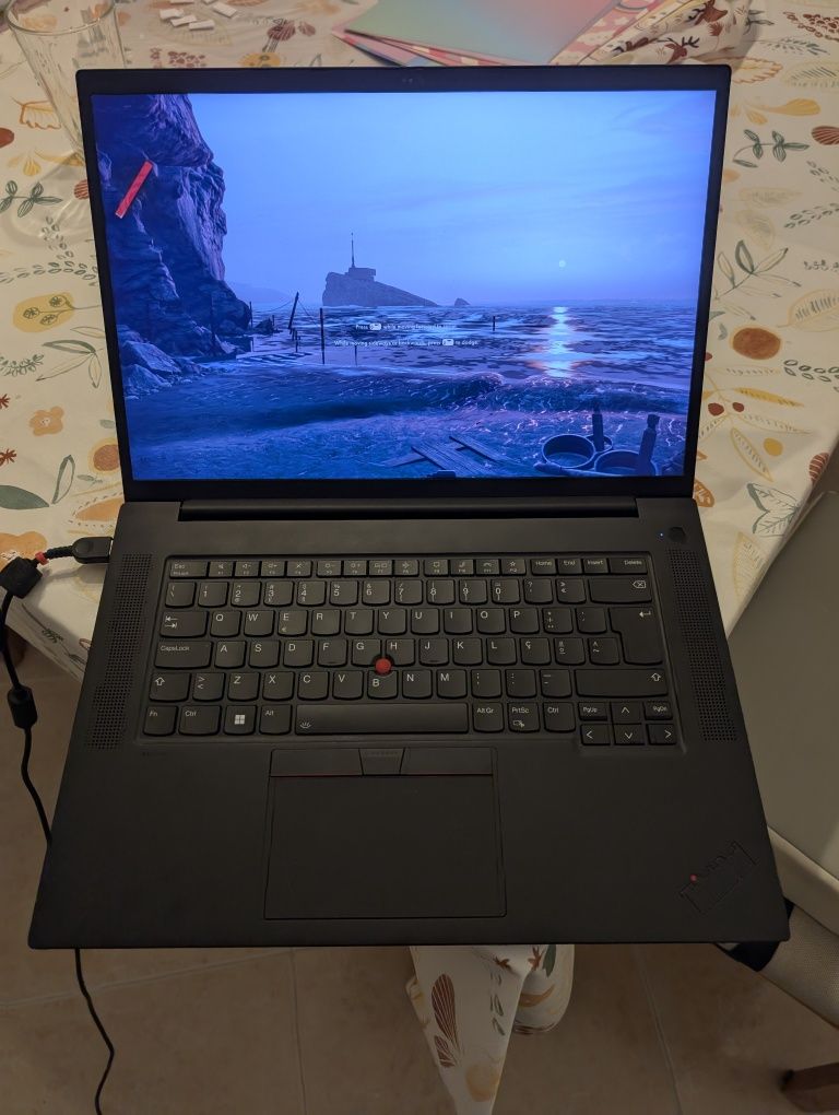 Lenovo Thinkpad X1 Extreme Gen 4 - Nvidia 3050 Ti / 64GB RAM / 1TB SSD