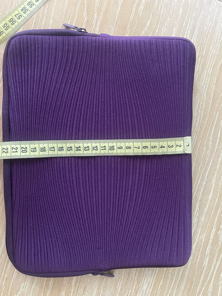 Etui do     tabletu